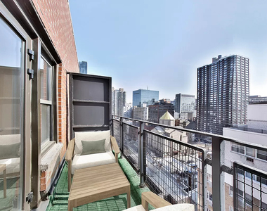 236 East 36th street - Photo Thumbnail 5