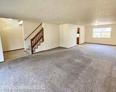 12876 Sw Winter Lake Drive - Photo Thumbnail 2