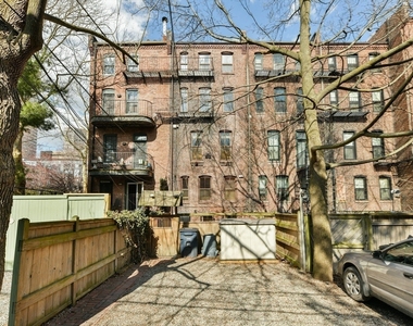 36 Holyoke Street - Photo Thumbnail 16