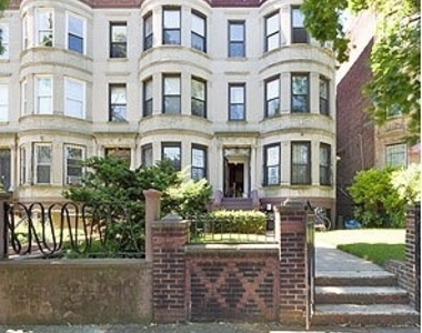 920 Eastern Parkway - Photo Thumbnail 7