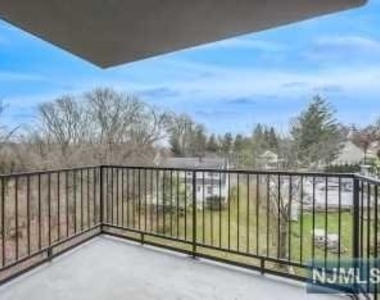 227 Teaneck Road - Photo Thumbnail 12