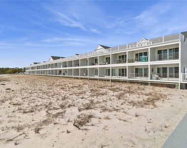 473 Dune Road - Photo Thumbnail 19