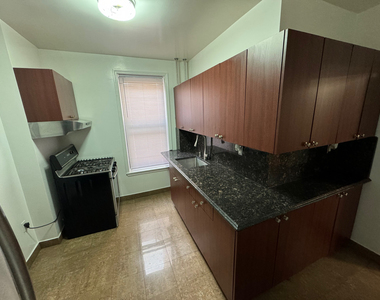 323 68th Street - Photo Thumbnail 6