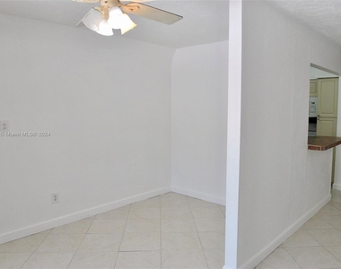 641 Espanola Way - Photo Thumbnail 13