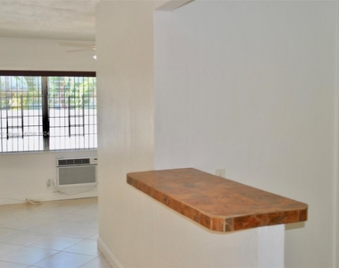 641 Espanola Way - Photo Thumbnail 6