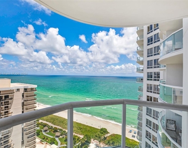 6365 Collins Ave - Photo Thumbnail 23