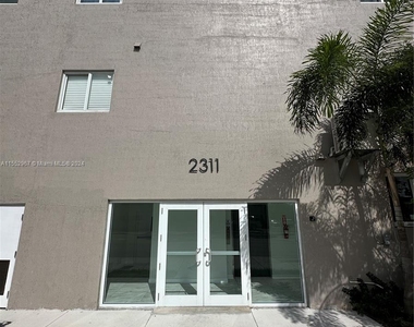 2311 Nw 22nd Ave - Photo Thumbnail 12