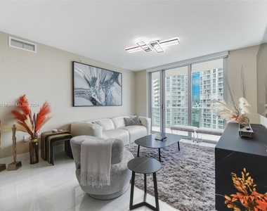 300 Sunny Isles Blvd - Photo Thumbnail 8