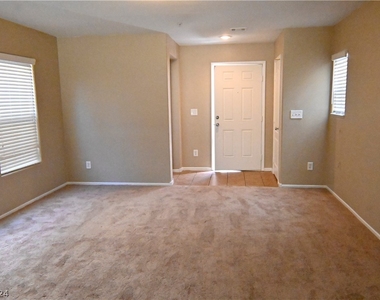 1155 Paradise Garden Drive - Photo Thumbnail 6