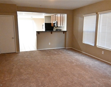 1155 Paradise Garden Drive - Photo Thumbnail 3