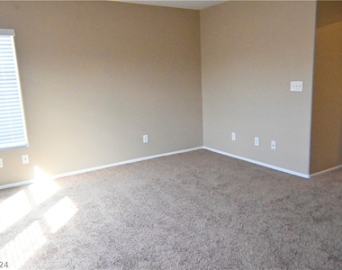 1155 Paradise Garden Drive - Photo Thumbnail 18