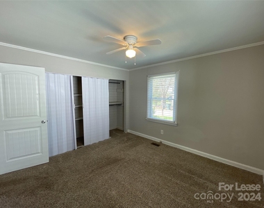 1621 Mcfarland Avenue - Photo Thumbnail 7