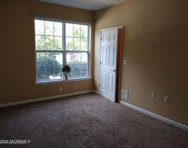 411 Sophee Lane - Photo Thumbnail 13