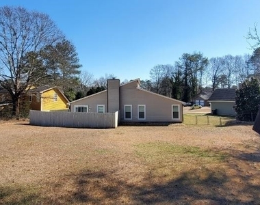 543 N Cedar Court - Photo Thumbnail 3