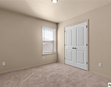 1025 Cline Drive - Photo Thumbnail 11