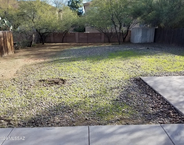 1008 N Catalina Avenue - Photo Thumbnail 8