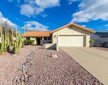 9717 E Del Monte Avenue - Photo Thumbnail 27