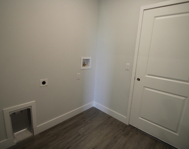 1377 Harper Boulevard Sw - Photo Thumbnail 17