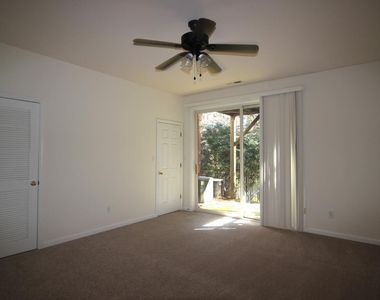 4924 Wyatt Brook Way - Photo Thumbnail 2