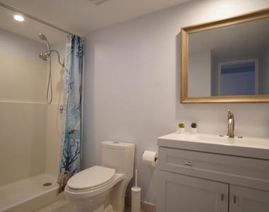 291 E Mel Avenue - Photo Thumbnail 6