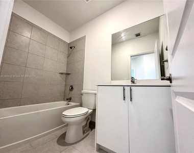 11903 Sw 246th Terrace - Photo Thumbnail 16