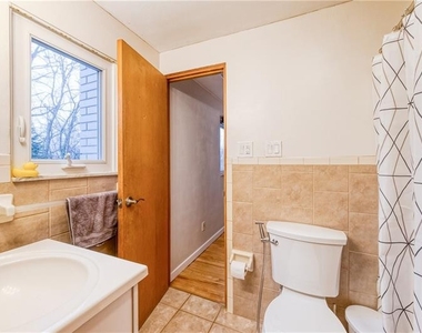 4746 Jewel Dr - Photo Thumbnail 29