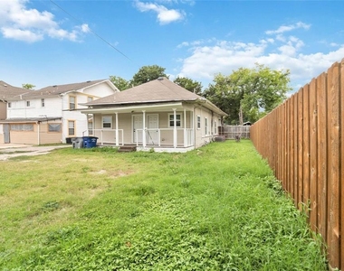 5524 Junius Street - Photo Thumbnail 23