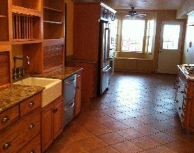 8033 N New Braunfels Ave - Photo Thumbnail 6