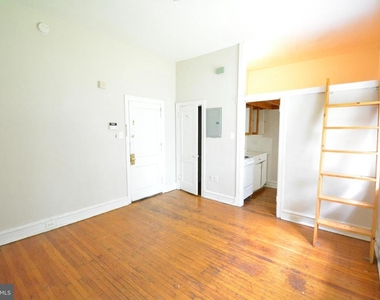 251 W Rittenhouse St - Photo Thumbnail 0