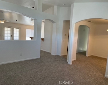 16055 Oak Creek Court - Photo Thumbnail 4