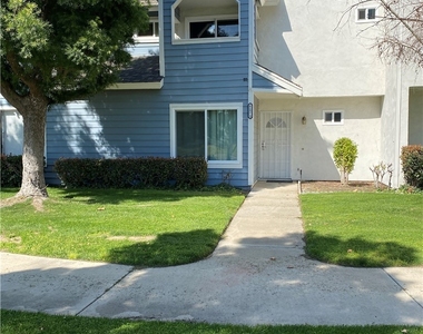 615 E Lugonia Avenue - Photo Thumbnail 0