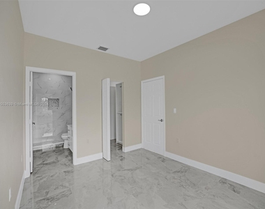 14515 Sw 272 St - Photo Thumbnail 9