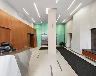 184 Lexington Avenue - Photo Thumbnail 10