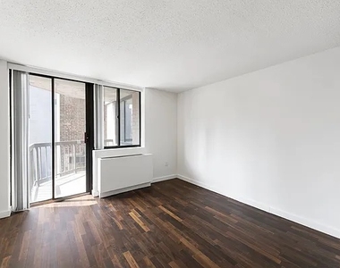 184 Lexington Avenue - Photo Thumbnail 1