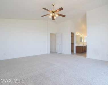 610 Sugar Tree Court - Photo Thumbnail 12