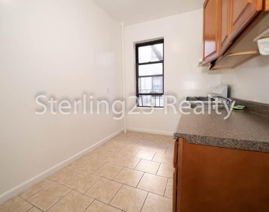 28-05 43rd Street - Photo Thumbnail 0