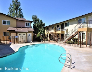 9658 Winter Gardens Blvd. - Photo Thumbnail 15