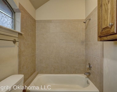 8605 Nw 85th Pl - Photo Thumbnail 41