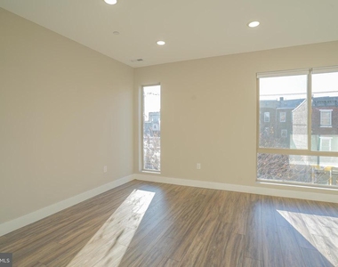 2222 Frankford Ave - Photo Thumbnail 15