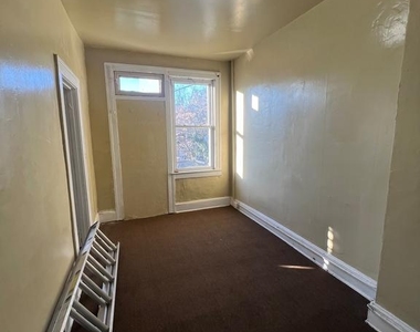 4109 Norfolk Ave - Photo Thumbnail 3