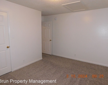 430 E. Red Bud Rd. Trevor Trace Apartments - Photo Thumbnail 5