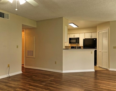 4805 Brighton Terrace - Photo Thumbnail 2