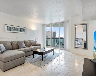 3801 S Ocean Dr - Photo Thumbnail 3