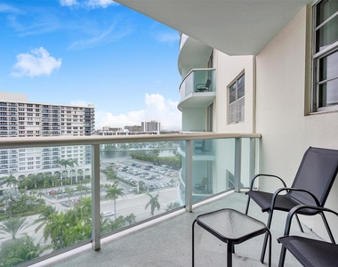 3801 S Ocean Dr - Photo Thumbnail 21