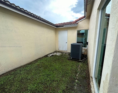 17253 Nw 6th Ct - Photo Thumbnail 21