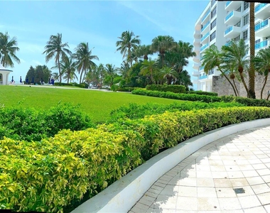 5151 Collins Ave - Photo Thumbnail 15