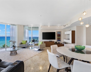 19111 Collins Ave - Photo Thumbnail 0