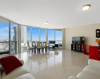 16699 Collins Ave - Photo Thumbnail 17