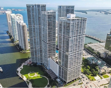 495 Brickell Ave - Photo Thumbnail 22