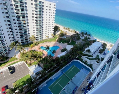 3101 S Ocean Dr - Photo Thumbnail 2